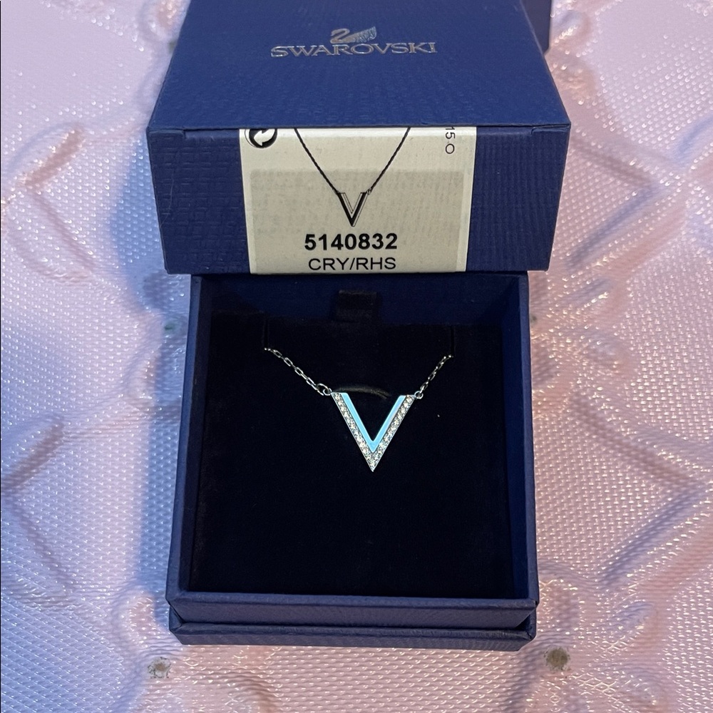 Swarovski Silver V Necklace